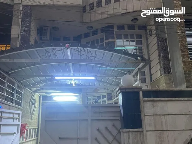 310 m2 5 Bedrooms Townhouse for Sale in Baghdad Saidiya