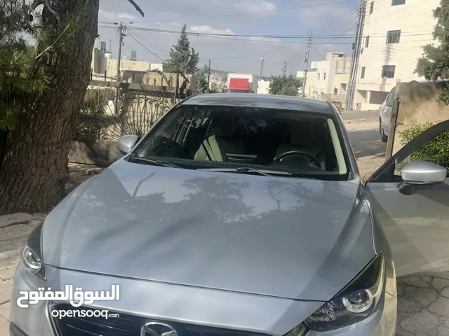 مازدا زوم 3 موديل 2017 للبيع بسعر مميز جدا