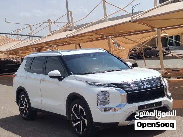 2024 Mitsubishi Outlander GLS
