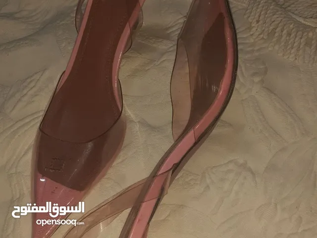Clear With Heels in Basra