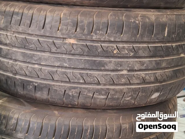 ديسكوات سيراتوا 17 ايطارات شبه جديده