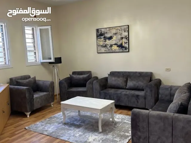 160 m2 4 Bedrooms Townhouse for Sale in Tripoli Ain Zara