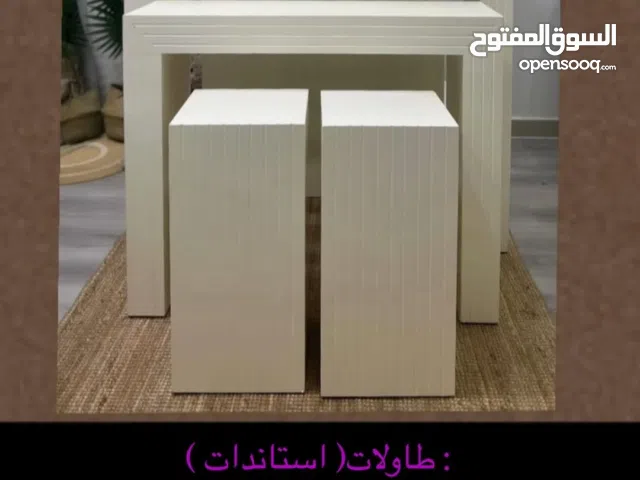 طاولات ( استاندات ) للبيع