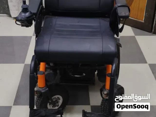 كرسي كهربائي متحرك (معاقين)