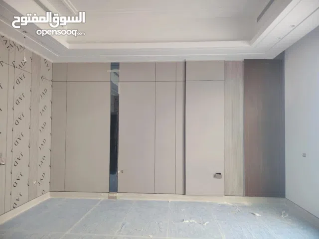 نقوم بجميع أعمال الاصباغ الداخلي والخارجي وأعمال الجبس والديكورات وبديل الرخام والخشب بأسعار مناسبه