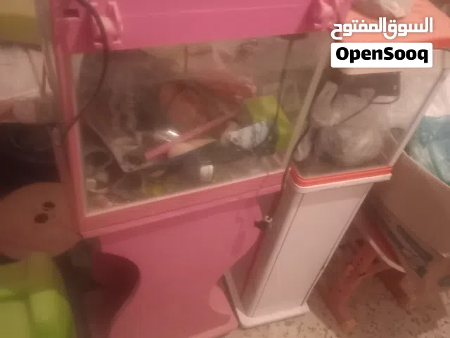 أحواض سمك كاملة بالطاولة