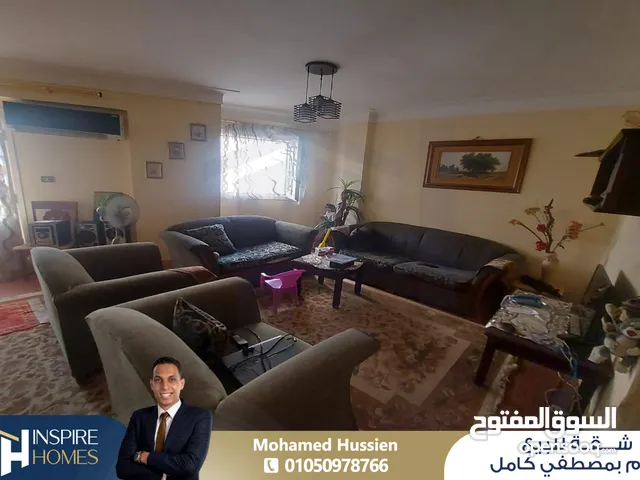 شقة للبيع 140 م مصطفى كامل ( علي الترام مباشرة )