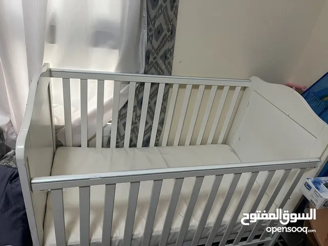 Baby crib suits up to 5 years سرير اطفال مناسب حتى عمر 5 سنوات