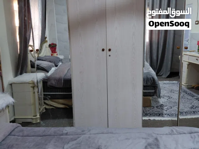 غرفه نوم خشب سكب ثقيل خليجي للبيع بسعر مغري الموقع زنيه طريق بلعما