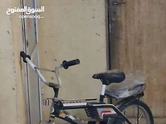 سيكل رامبو نظيف ما في اي شيء وعلى تغبيره سبب البيع طفشت منه مقاس 20 على السوم