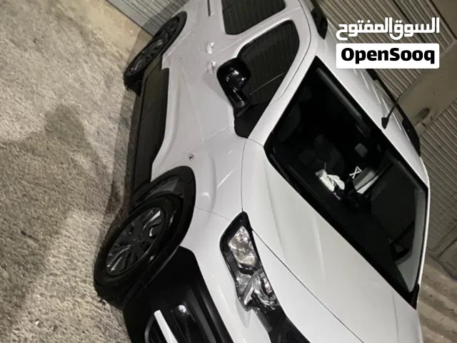 2022, بيجو, ريفتر, Standard