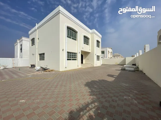 122 m2 5 Bedrooms Villa for Rent in Al Ain Al Markhaniya