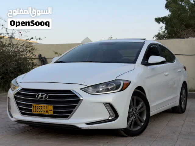 Used Hyundai Elantra in Al Dakhiliya