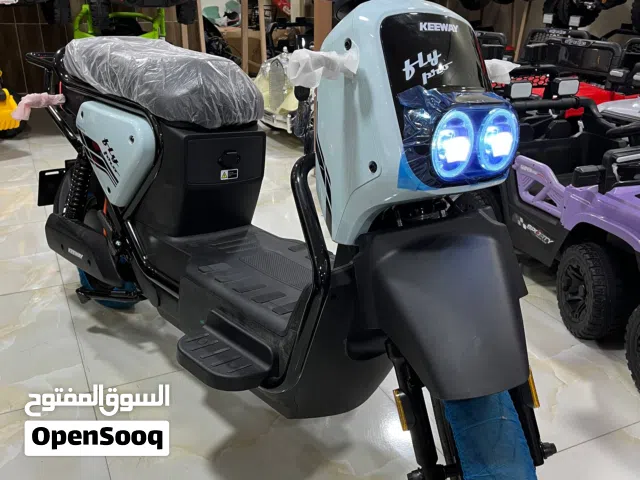 الاسكوتر كواي الأصلي المستورد بالكامل ضمان عامين موتور وبطارية 48 فولت بطاريه ليثيوم 20 أمبير كبيي