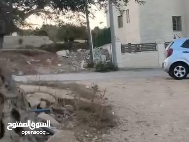 ارض للبيع في منطقه جفنا مساحه 530 متر عاليه مربعه مستوه  واحد