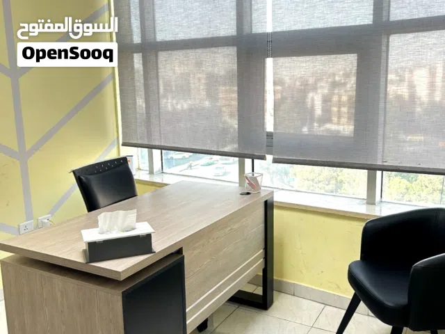 مكتب مفروش للايجار لإصدار رخصة مهن وعقود إيجار - دوار الواحة شارع المدينة المنورة عمان