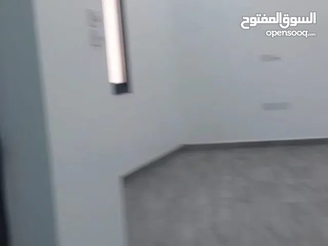 180 m2 2 Bedrooms Apartments for Rent in Manama Seef