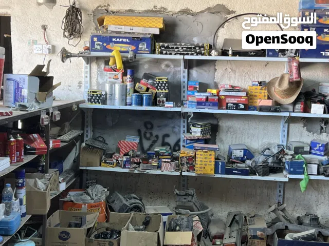 تعزيله محل غراض تريله اكتروز وسكانيا كلشي موجود