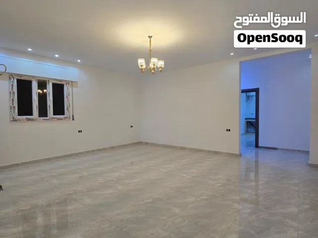140 m2 3 Bedrooms Apartments for Rent in Tripoli Janzour