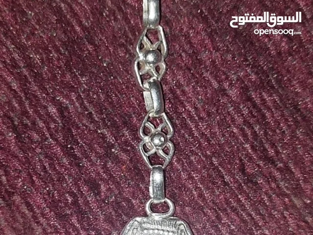 ميداليه مفاتيح ( الله جل جلاله ) فضه مختومه بثلاثه اختام عيار 8 س1