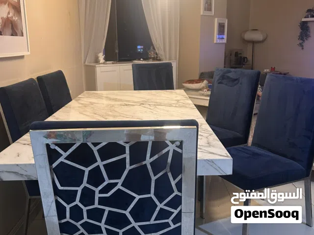 طاولة طعام رخام