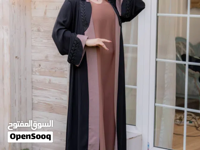 عباية اماراتي مكونه من 2 قطع