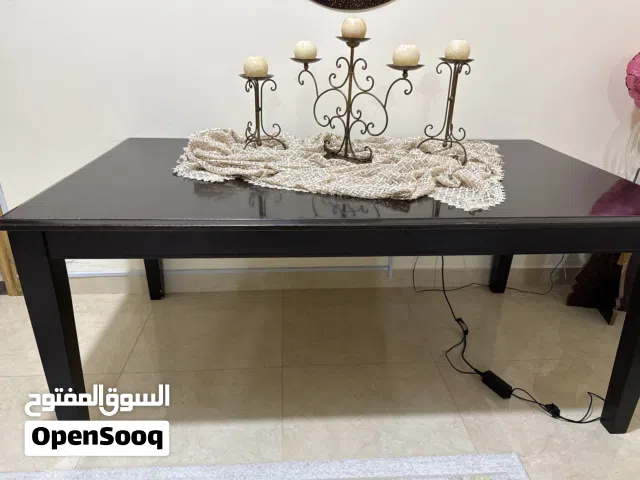 طاولة سفرة باللون الاسود 180x100 مستعمل