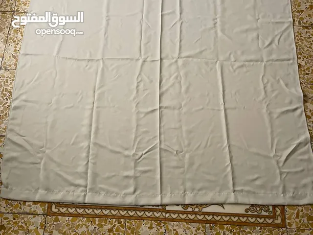 بردات قماش رائع وشكل عصري بأجمل لون خاصة للطوابق العلوية وغرف النوم والمطابخ.