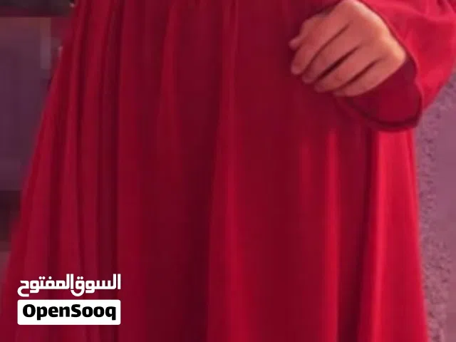 فستان أحمر شامل التوصيل
