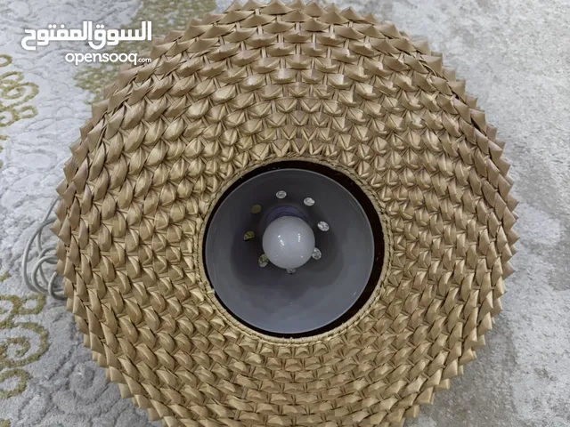 للبيع مصباح سقف خيزران طبيعي أنيق بحالة ممتازة