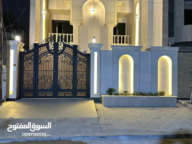 للبيع بيت 240 م ملكي زيرو في حي البنوك