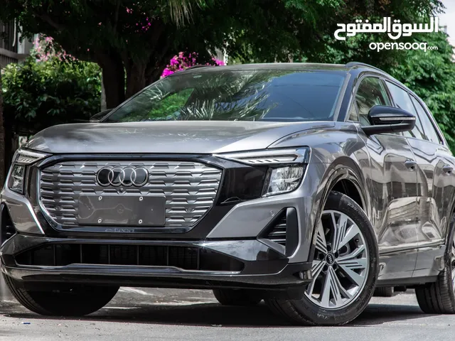 Audi Q5 E-tron 40 2024
