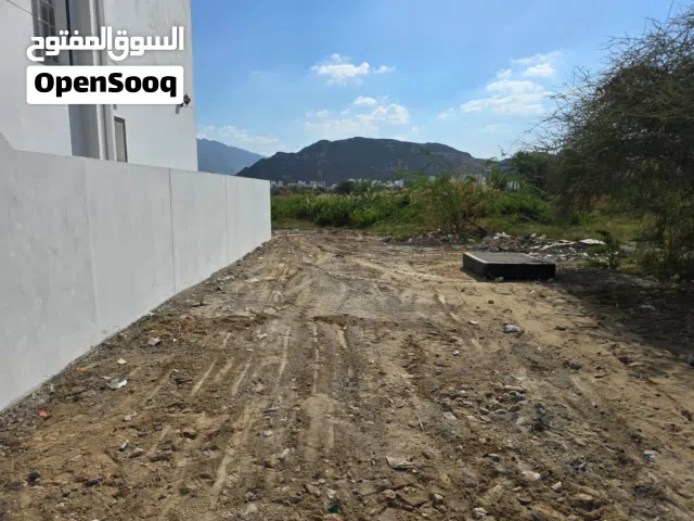 New Villa for Sale -  Amarat plot no. 610. Phase 2, next to Al Amarat Police Station.