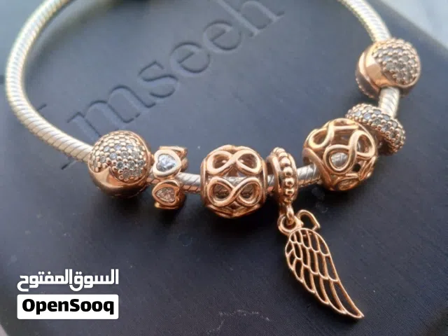 سوارة بندورا فضة مطلية ذهب روزجولد