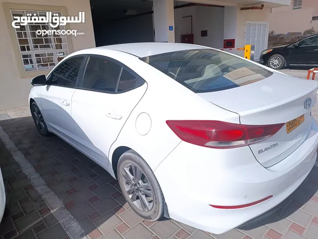 Hyundai elentra 2016
very good condition
100 km 
cash or installment with muscat finance
for inspect