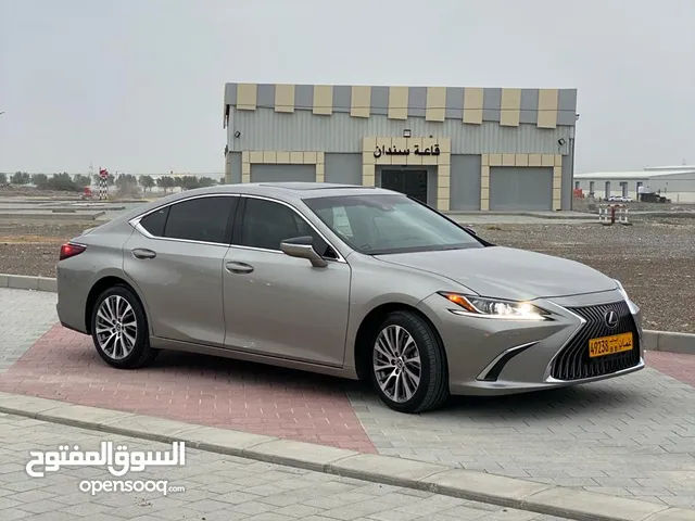 Lexus ES 2021 in Muscat
