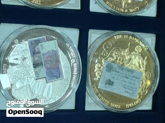 للبيع بوكس راقي للعملات تذكارية