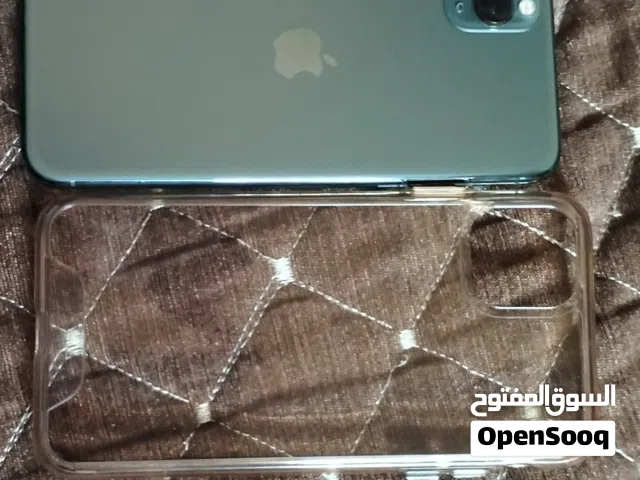 ايفون 11برو ماكس نظيف ما مبدل اي شي ذاكره 256 وبطاريه 80 نظافه 100 الاستفسار