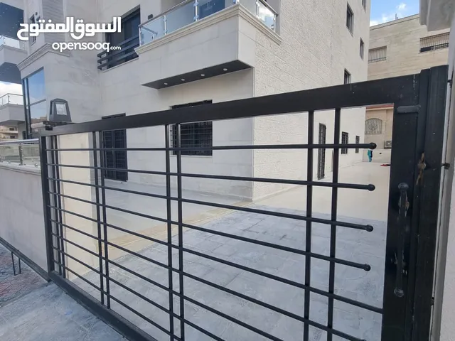 145m2 3 Bedrooms Apartments for Sale in Amman Jubaiha