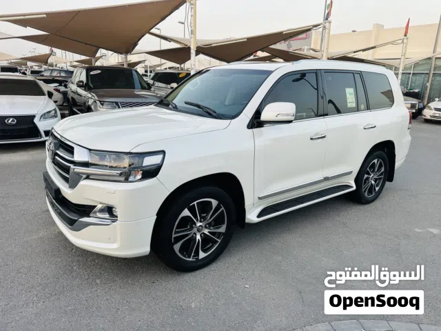 2020 Toyota Land Cruiser GXR