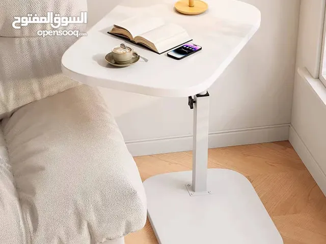 طاولة جانبية عصرية متعددة الاستخدامات