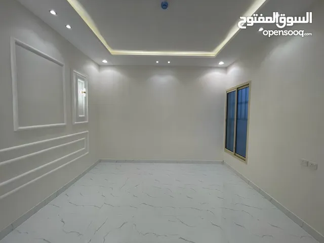 189 m2 3 Bedrooms Apartments for Rent in Al Riyadh Okaz