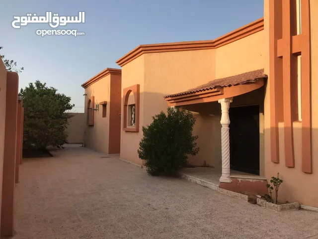 250m2 More than 6 bedrooms Townhouse for Sale in Tripoli Khallet Alforjan