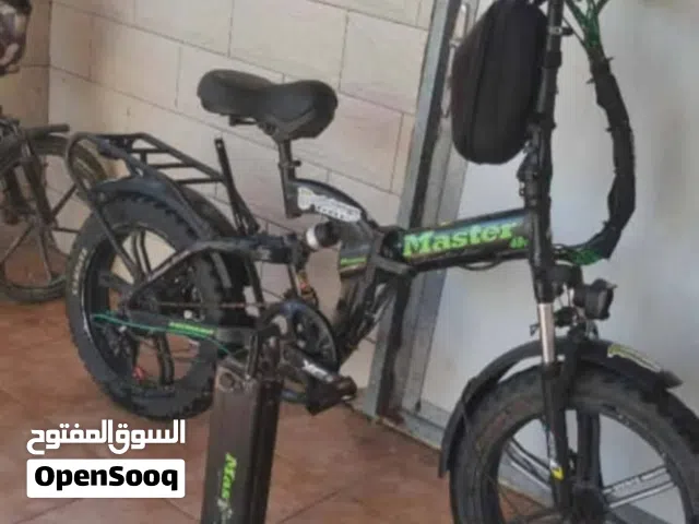 بسكليت من نوع MASTRO