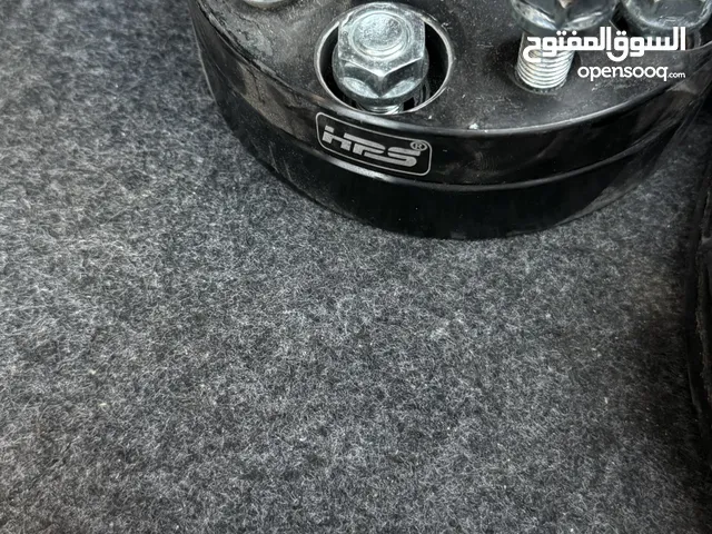 سبيسرات أمام وخلف