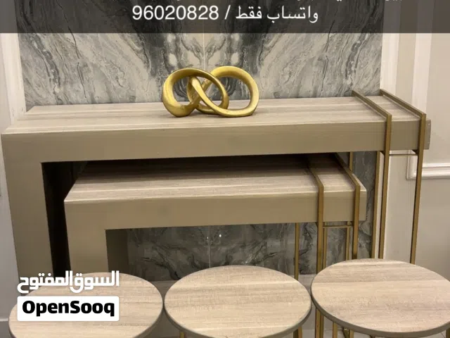 للبيع طاولات