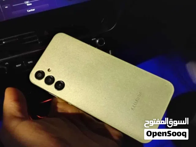 جهاز سامسونج جالكسي A14 مستعمل ممتاز بحالة جيدة بلون أخضر - سعة 128 جيجابايت و 8 رام