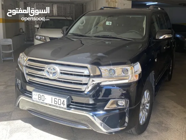 VXR V8 5.7 L Year Model 2017 one owner brought and maintained  by dealer in jordan