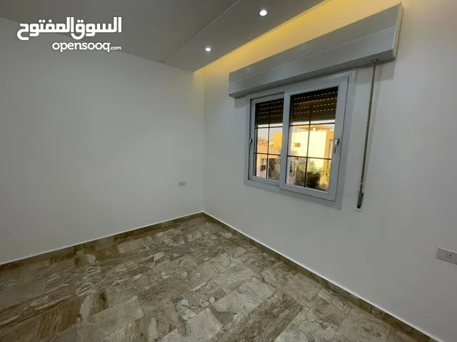 170 m2 4 Bedrooms Apartments for Sale in Tripoli Souq Al-Juma'a