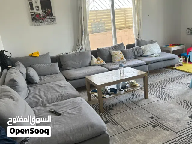 كنب ايكيا لون رمادي